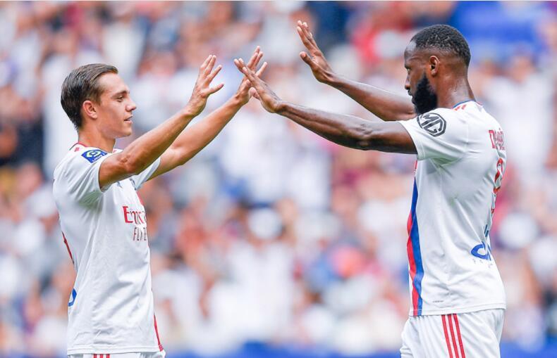  克莱蒙升班马表现抢眼震动法甲格局